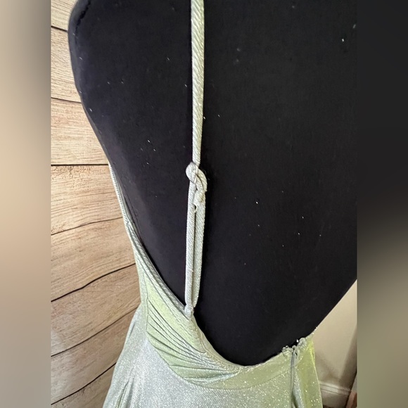 Women's green sparkle floor length gown adjustable straps and POCKETS medium - Picture 5 of 8